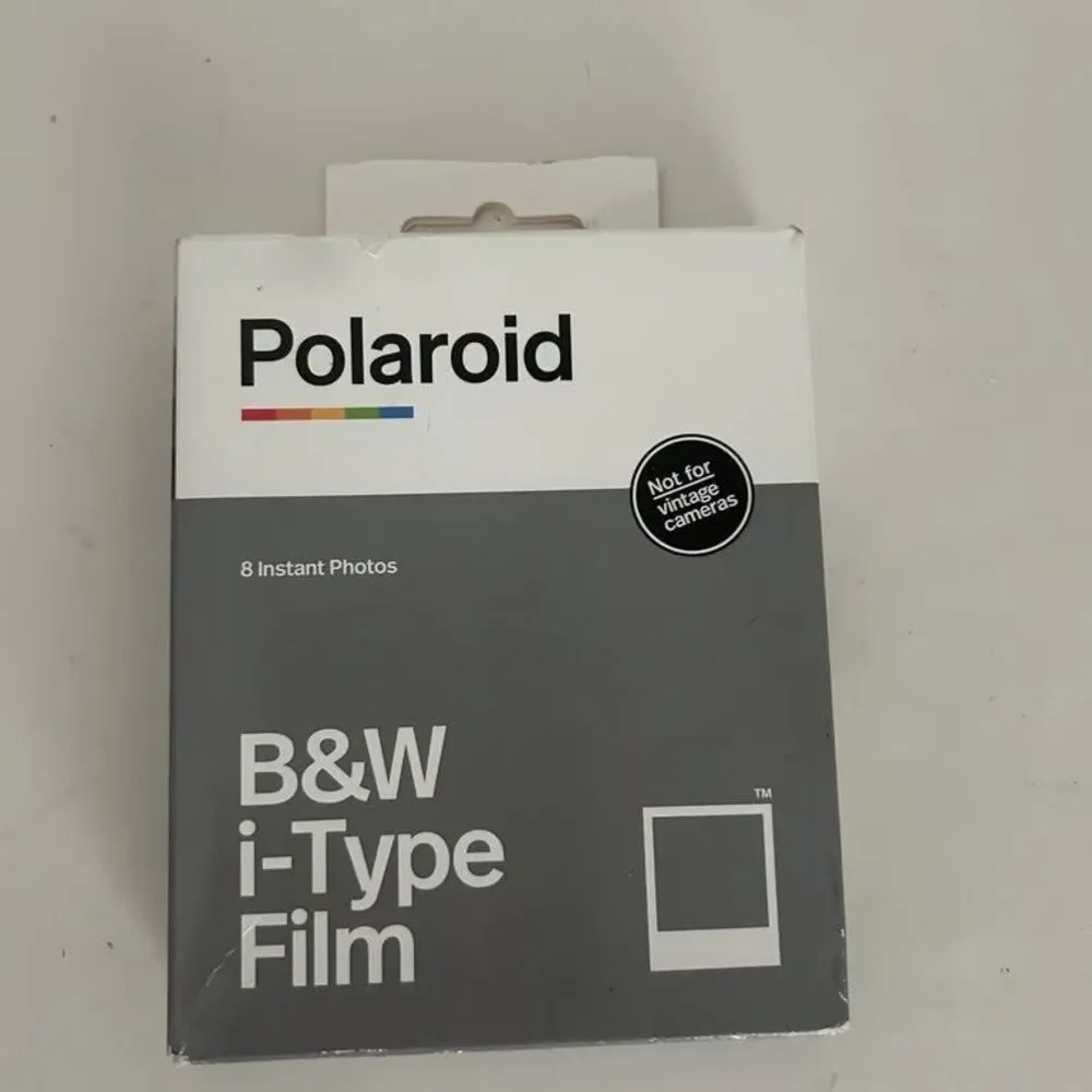Polaroid i-Type Film Black & White 8 Instant Photos New Sealed B&W Size 8 Photos